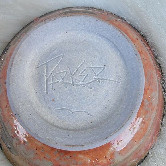 Hand thrown ceramic 6 inch bowl artist signed Parker - Picture 3 of 5